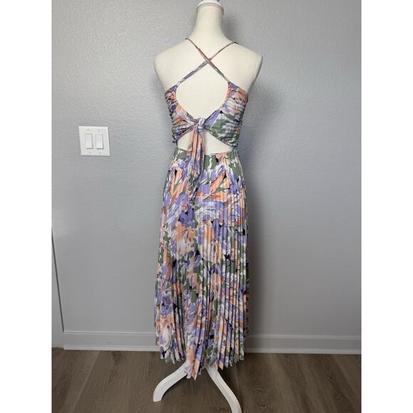 New ASTR the Label Blythe Floral Plisse Midi Dress Coral Multi Size M Pleated - Picture 4 of 6